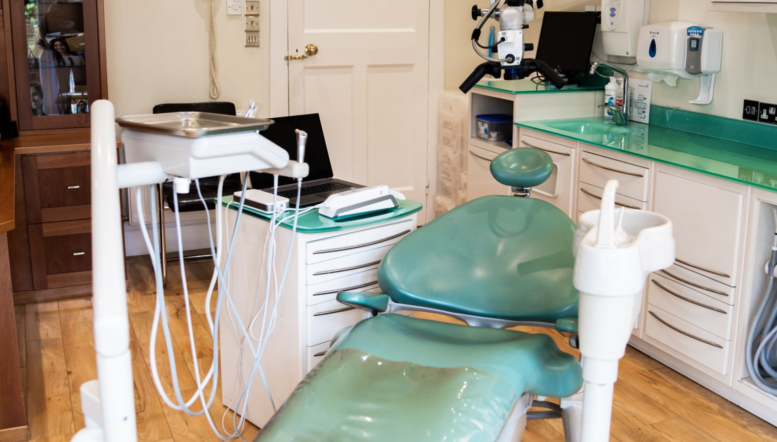 The_Briars_Dental_Centre_gallery_image_3